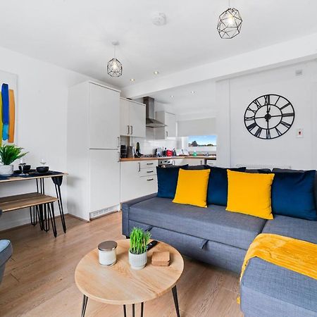 Village Cwtch Whitchurch 2 Bedroom Apartment Cardiff Eksteriør billede