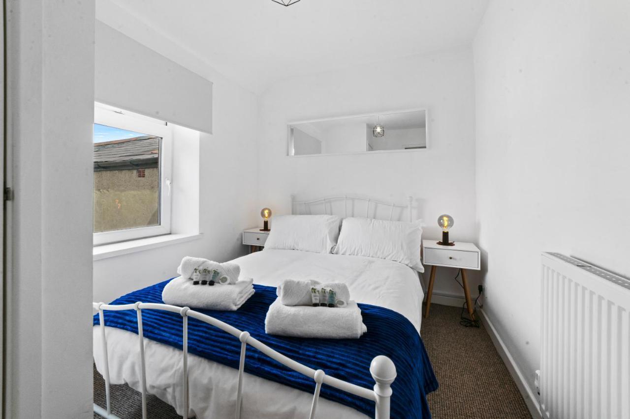 Village Cwtch Whitchurch 2 Bedroom Apartment Cardiff Eksteriør billede