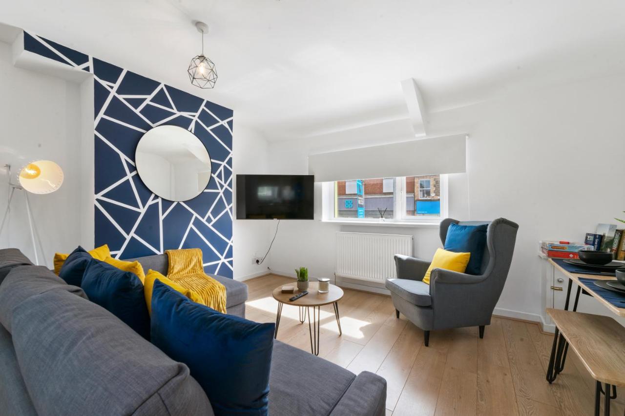 Village Cwtch Whitchurch 2 Bedroom Apartment Cardiff Eksteriør billede